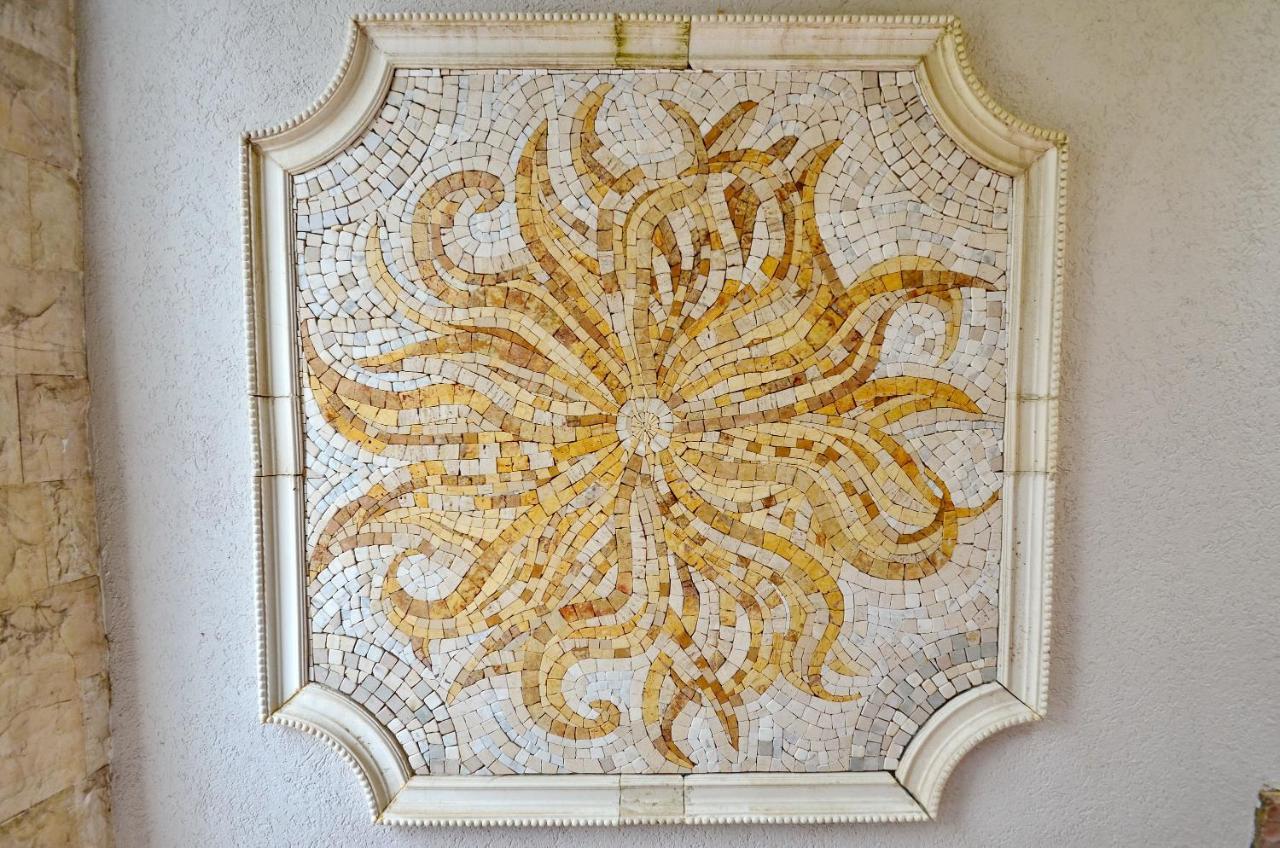 Hotel Meduza Бечичи Экстерьер фото